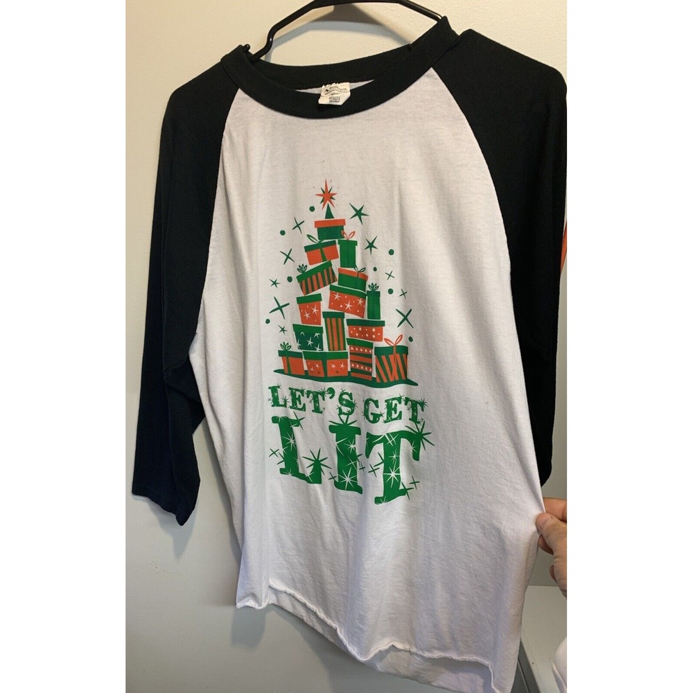 Vintage AUGUSTA SPORTSWEAR 3/4 Sleeve Christmas T-Shirt (Let's Get Lit!)‎ Size L
